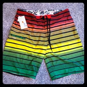 NWT Ron Jon’s board shorts stripe Jamaican colors